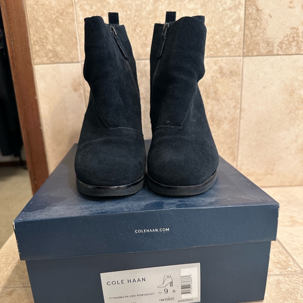 Cole Haan Harrington Grand Riding Booties Ankle Zip Buckle black suede